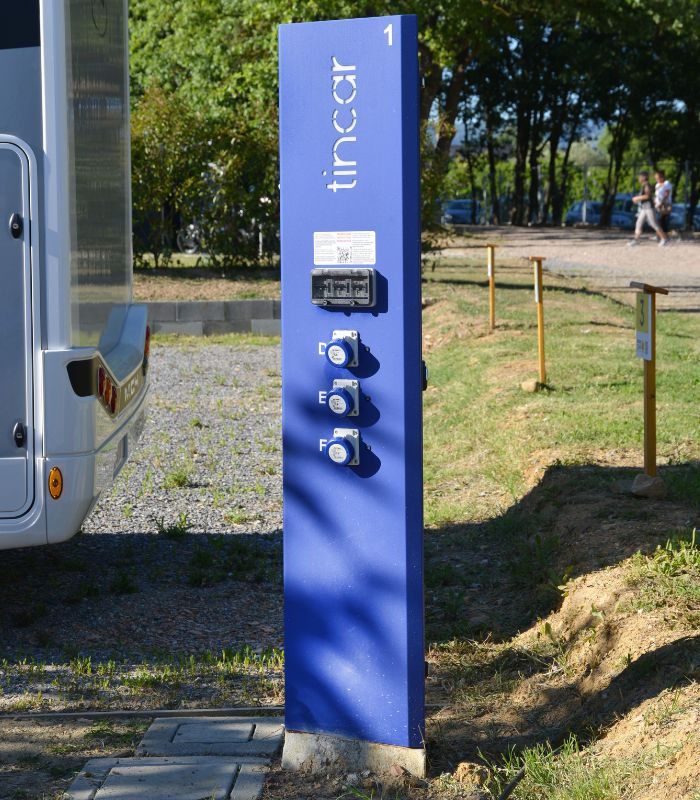 Colonnine Tuscany.Camp